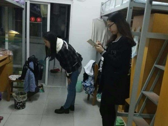 澳门js全球唯一官方网站顺利开展研究生消防安全检查