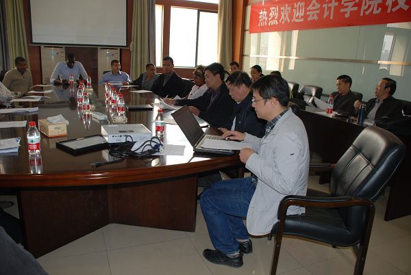 学院召开研究生留学生导师见面会